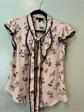 Tie-Neck Floral Ruffle Blouse - Cream with Black Trim